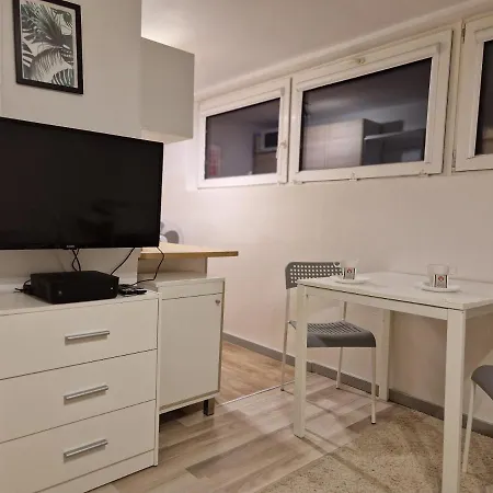 Batorego Appartement *